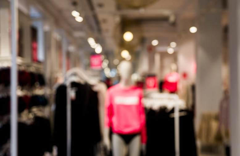 Zara планирует вернуться в Россию под другим названием Zara планирует вернуться в Россию под другим названием